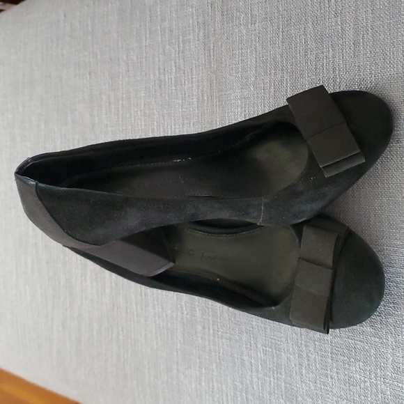Banana Republic Suede Block Heels, 6 - Picture 2 of 11
